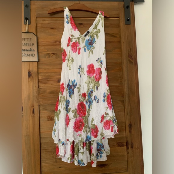 Froccella Dresses & Skirts - Froccella white floral dress